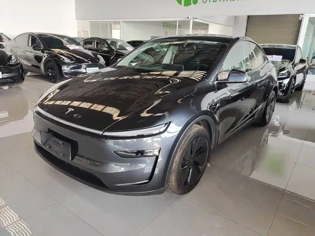 Фотография автомобиля — Tesla Model Y