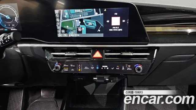 Kia Niro Niro (New) — Фото автомобиля 15