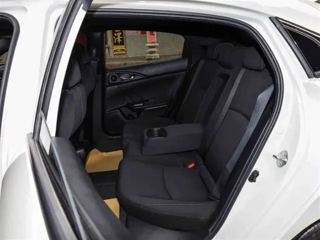 Honda Civic — Фото автомобиля 26