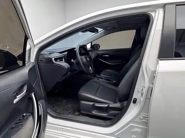 Toyota Corolla — Фото автомобиля 12