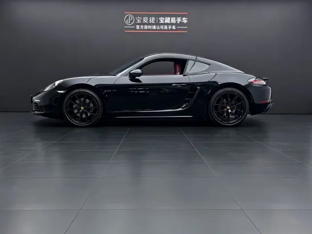 Porsche 718 — Фото автомобиля 2