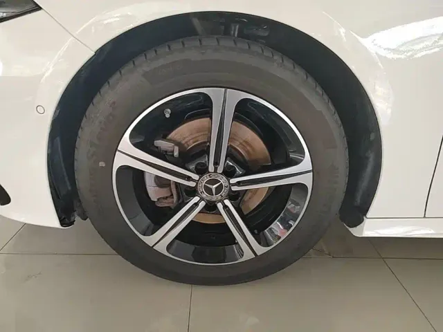 Mercedes-Benz A-Class — Фото автомобиля 22