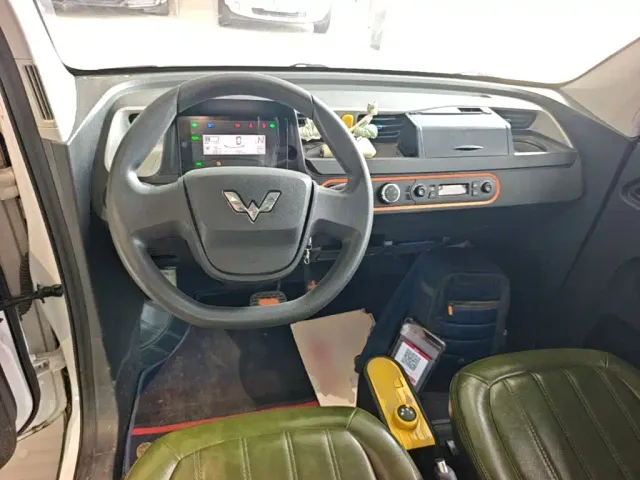 Wuling Hongguang Mini EV — Фото автомобиля 9
