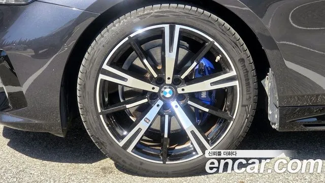 BMW 5 Series G60 — Фото автомобиля 5