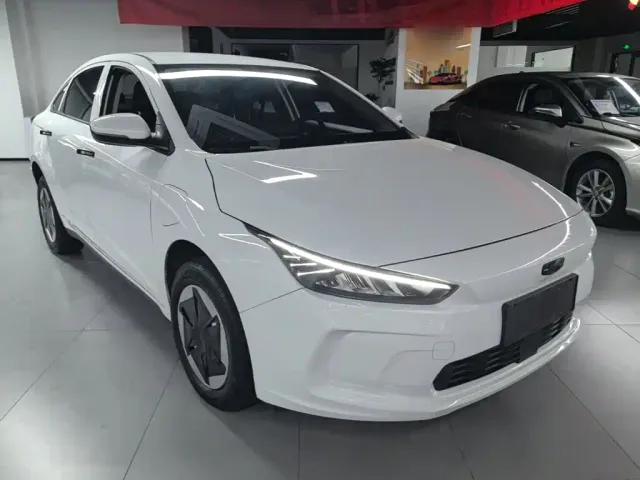 Geely Geometry Geely Geometry A 2024 410KM Travel Edition — Фото автомобиля 3