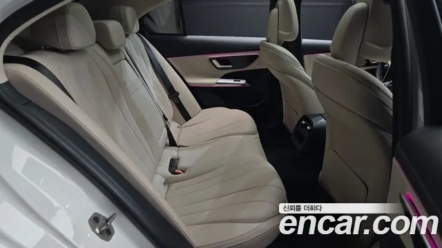Mercedes-Benz E-Class W214 — Фото автомобиля 17