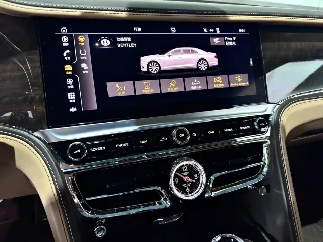 Bentley Flying Spur — Фото автомобиля 21