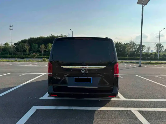 Mercedes-Benz V-Class — Фото автомобиля 5