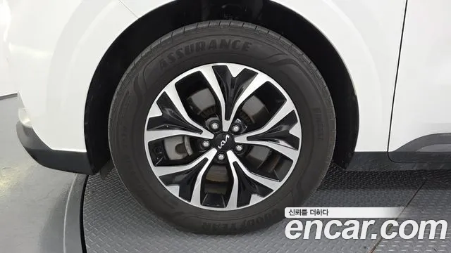 Kia Canival Carnival 4 поколение Дизель 9 мест Prestige — Фото автомобиля 5