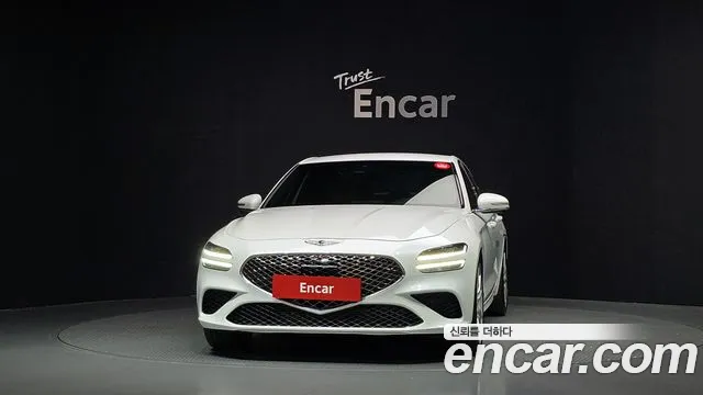 Genesis G70 New — Фото автомобиля 3