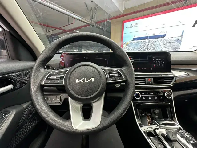 Kia Seltos — Фото автомобиля 7