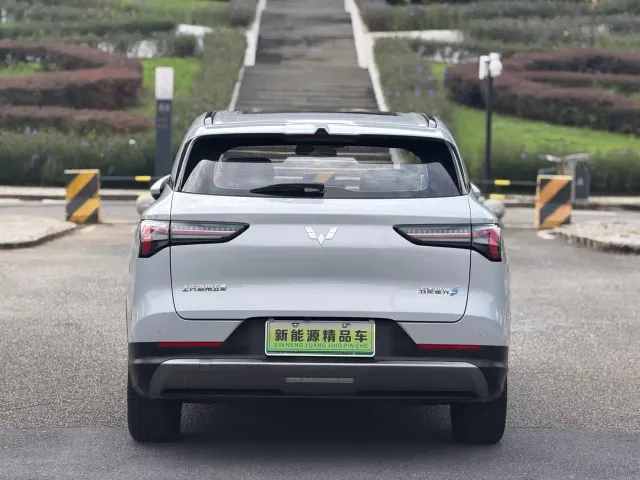 Wuling Starlight S — Фото автомобиля 20