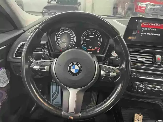 BMW 1 Series — Фото автомобиля 8