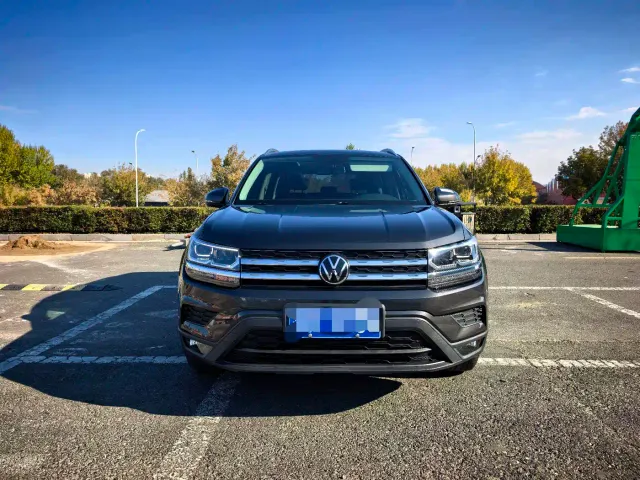 Volkswagen Tharu — Фото автомобиля 2