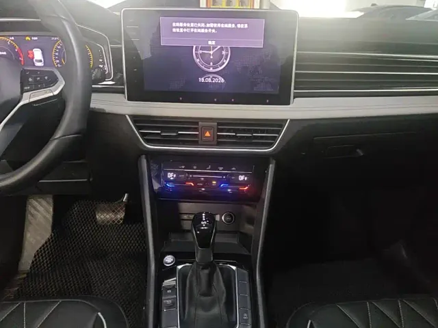 Volkswagen Tiguan L — Фото автомобиля 12