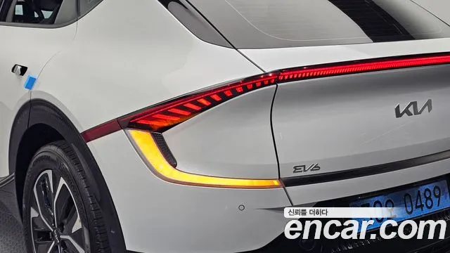 Kia EV6 — Фото автомобиля 23