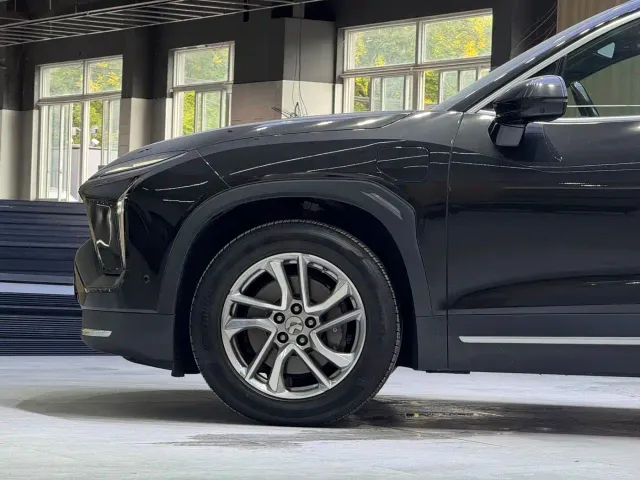 Nio EC6 — Фото автомобиля 4