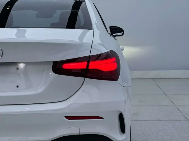 Mercedes-Benz A-Class — Фото автомобиля 6