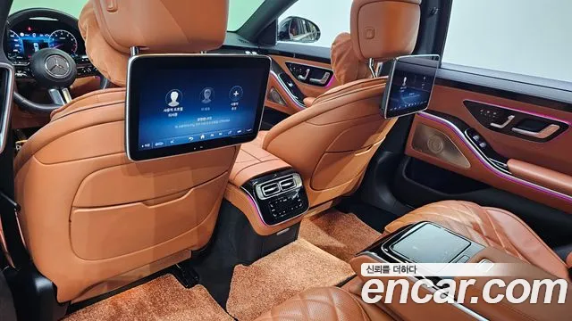 Mercedes-Benz S-Class — Фото автомобиля 17