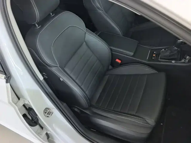 Skoda Superb — Фото автомобиля 24