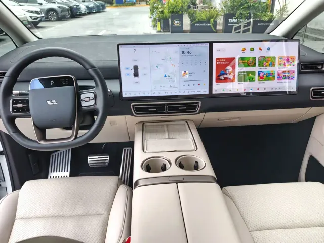 Li Auto MEGA — Фото автомобиля 24
