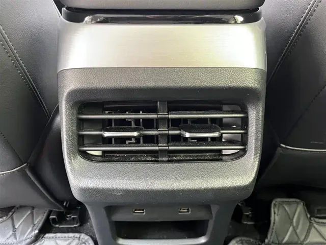 Wuling Starlight — Фото автомобиля 15