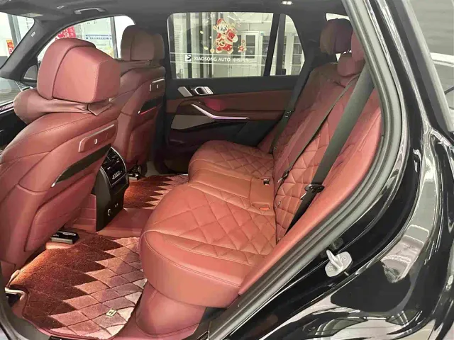 BMW X5 — Фото автомобиля 13