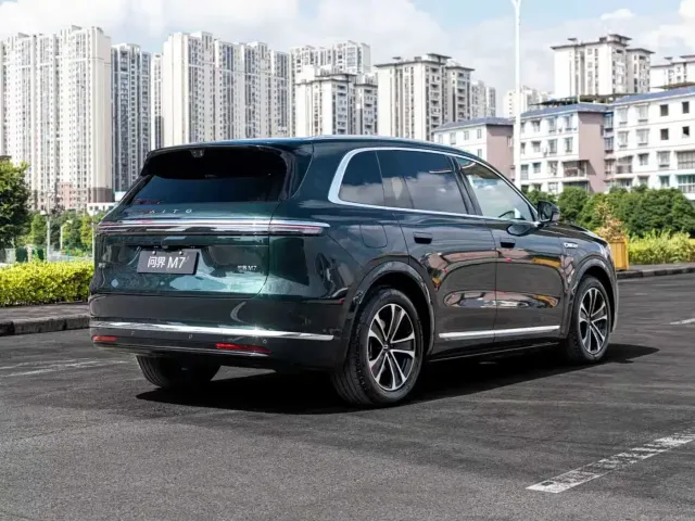 Aito M7 — Фото автомобиля 6