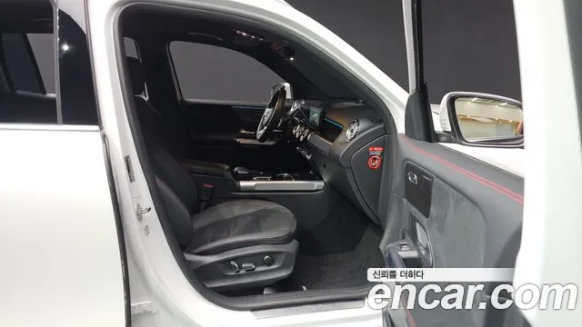 Mercedes-Benz GLB-Class — Фото автомобиля 25