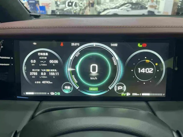 GAC Trumpchi M8 — Фото автомобиля 7