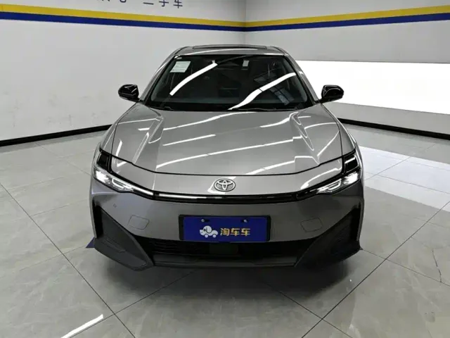 Toyota bZ3 — Фото автомобиля 2