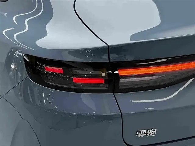 Leapmotor Leapmotor B01 2026 550 LiDAR Edition — Фото автомобиля 9