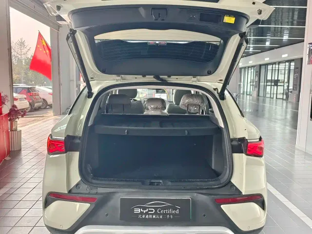 BYD Yuan PLUS — Фото автомобиля 11