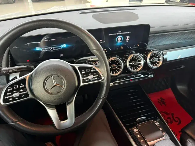 Mercedes-Benz GLB-Class — Фото автомобиля 11