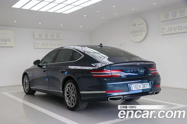 Genesis G80 RG3 — Фото автомобиля 6