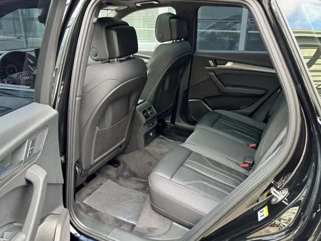 Audi Q5L — Фото автомобиля 13