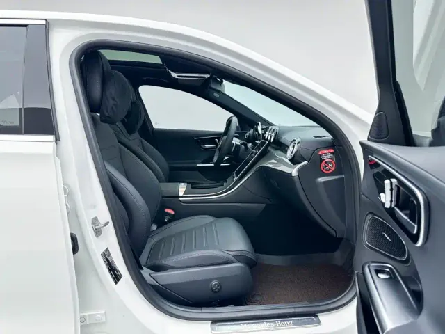 Mercedes-Benz C-Class — Фото автомобиля 25