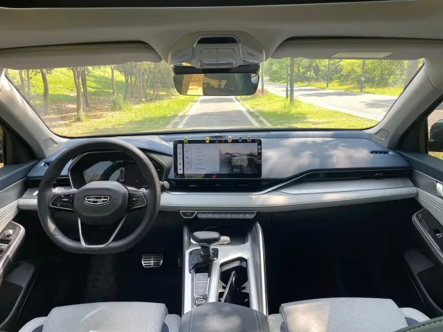 Geely Xingrui — Фото автомобиля 5