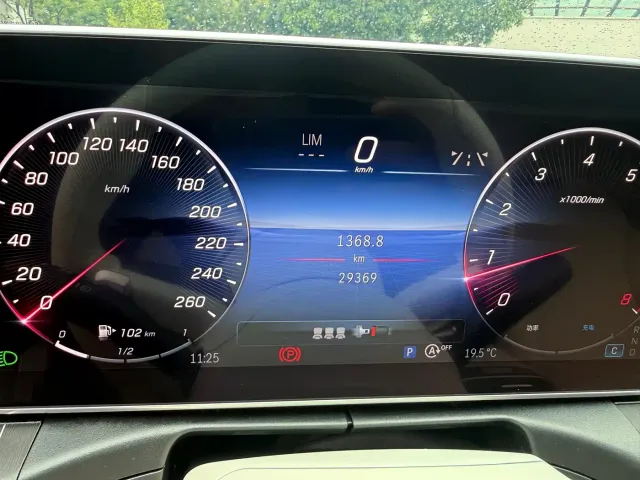 Mercedes-Benz C-Class — Фото автомобиля 23
