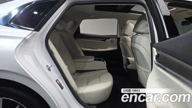 Hyundai Grandeur Новый Grandeur IG — Фото автомобиля 10