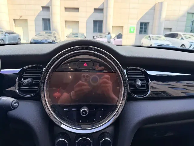 MINI Hatch — Фото автомобиля 15