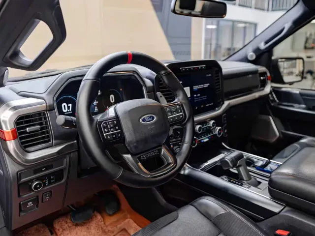Ford F-150 Raptor — Фото автомобиля 7