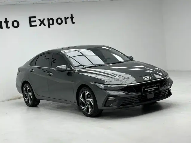 Hyundai Elantra — Фото автомобиля 4
