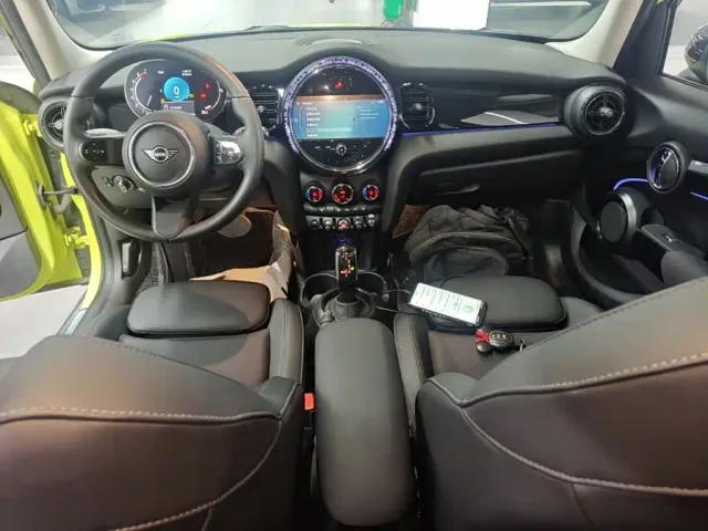 MINI Hatch — Фото автомобиля 9