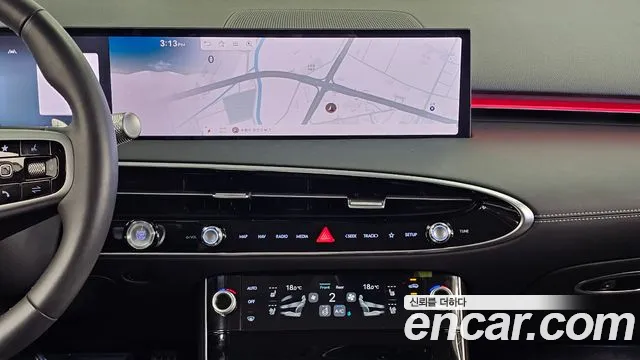 Genesis GV70 — Фото автомобиля 25