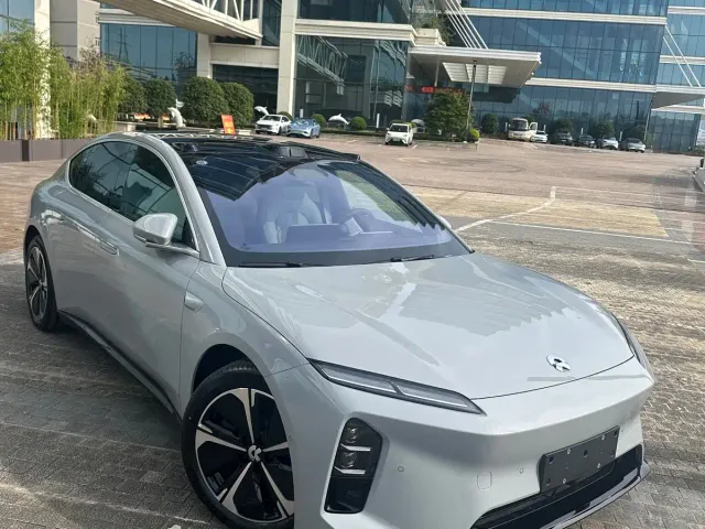 Nio ET5 — Фото автомобиля 3