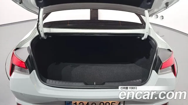 Hyundai Avante CN7 — Фото автомобиля 20