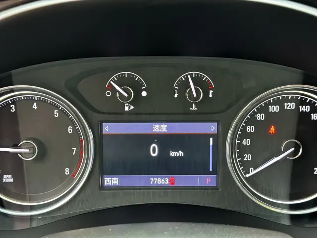 Buick LaCrosse — Фото автомобиля 16