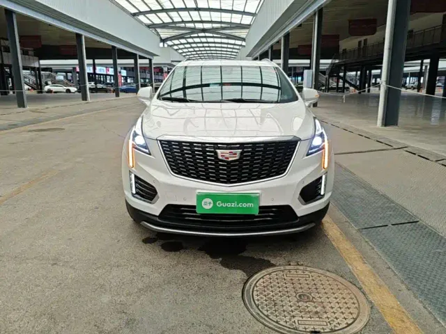 Cadillac XT5 — Фото автомобиля 2
