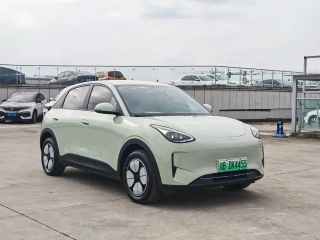 Geely Starry Wish — Фото автомобиля 3